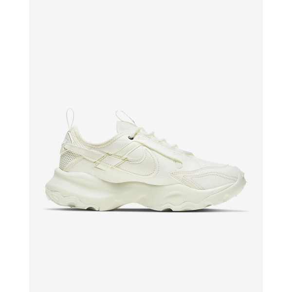 Кросівки жіночі Nike Tc 7900 (DD9682-100)