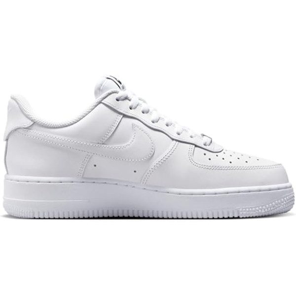 Кросівки жіночі Nike Air Force 1 07 Flyease (DX5883-100)