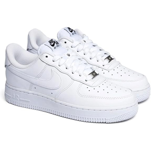 Кросівки жіночі Nike Air Force 1 07 Flyease (DX5883-100)