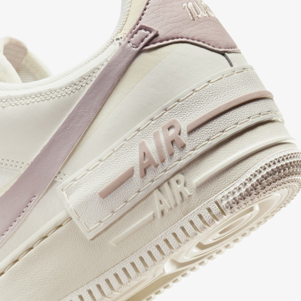 Кросівки жіночі Nike Wmns Air Force 1 Shadow (DZ1847-104)