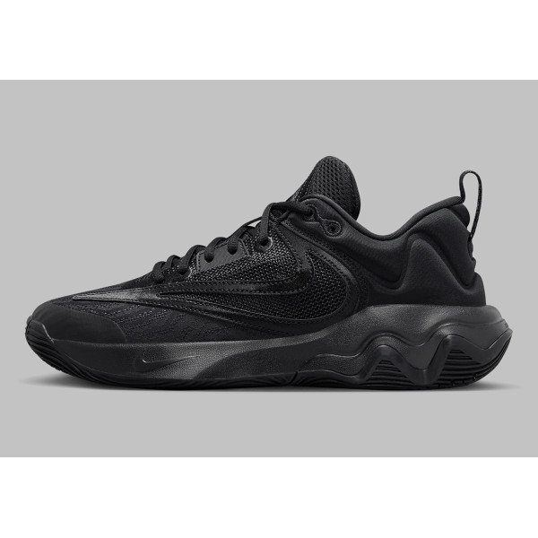 Кросівки чоловічі Nike Giannis Immortality 3 (DZ7533-001)